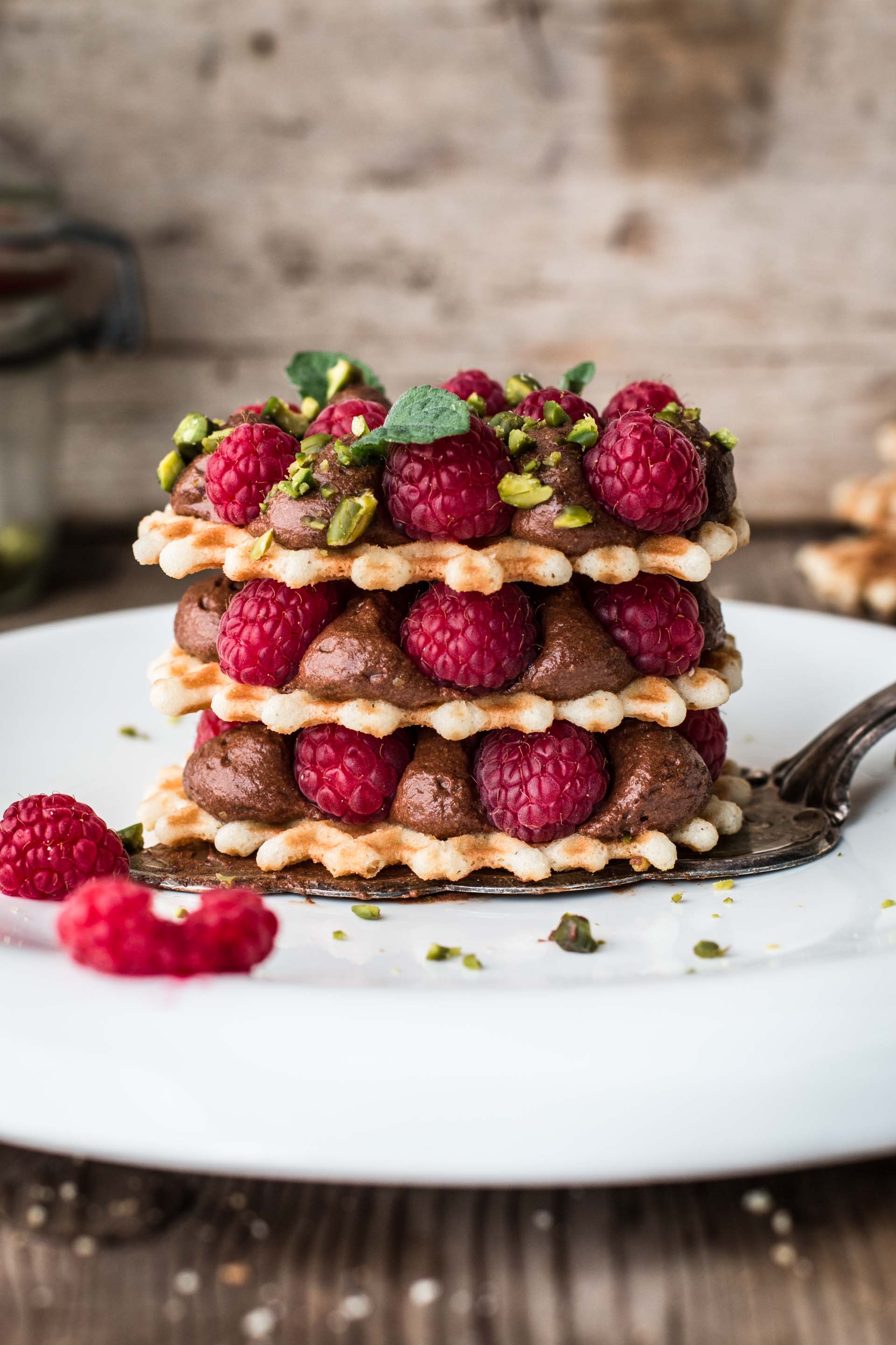 Schokomousse mit Himbeeren